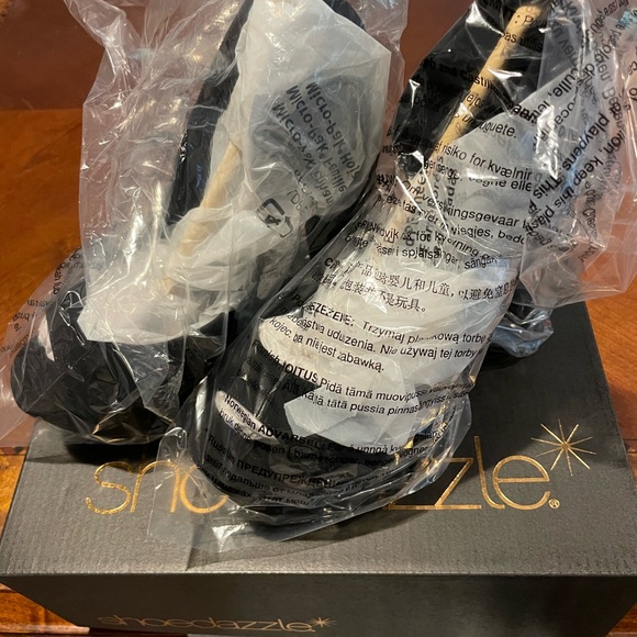 Charli Platform Peep Toe Pump by Shoedazzle - Picture 6 of 7